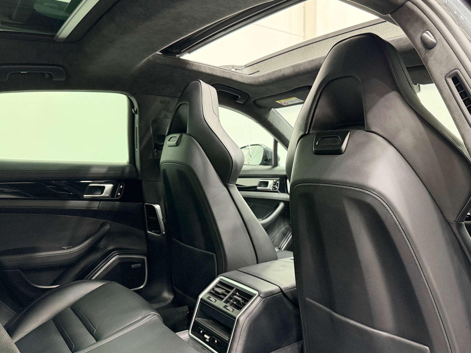 Used Porsche Panamera 2019 for sale - 78068061: Photo 21