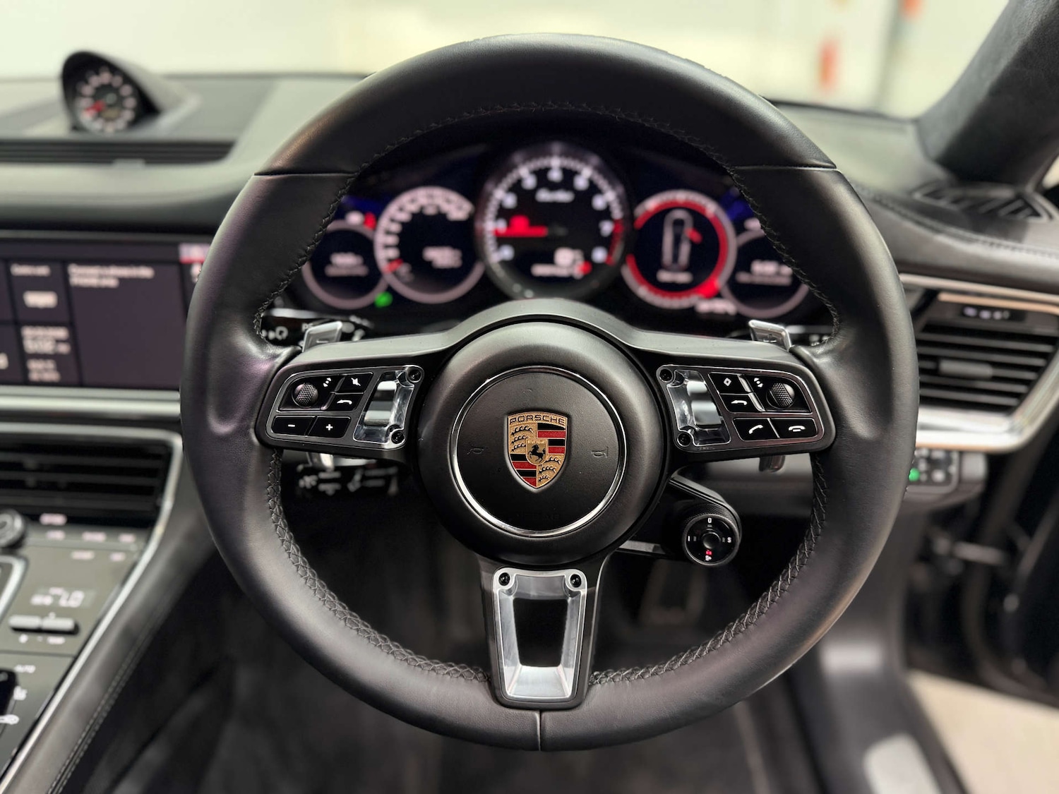 Used Porsche Panamera 2019 for sale - 78068061: Photo 27