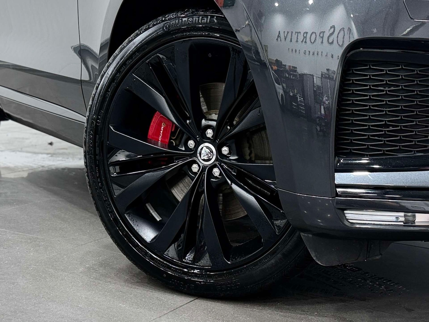 Used Jaguar F-Pace 2023 for sale - 76547245: Photo 12