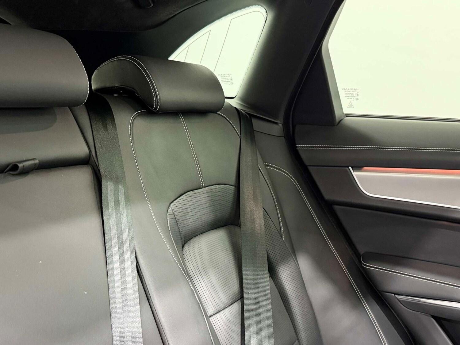 Used Jaguar F-Pace 2023 for sale - 76547245: Photo 16