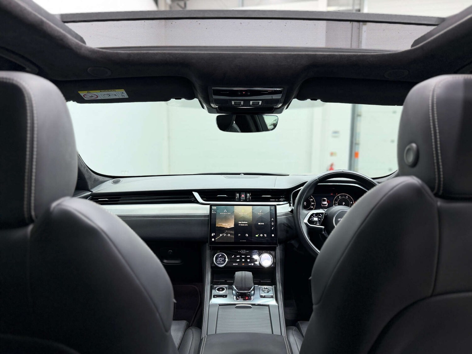 Used Jaguar F-Pace 2023 for sale - 76547245: Photo 20