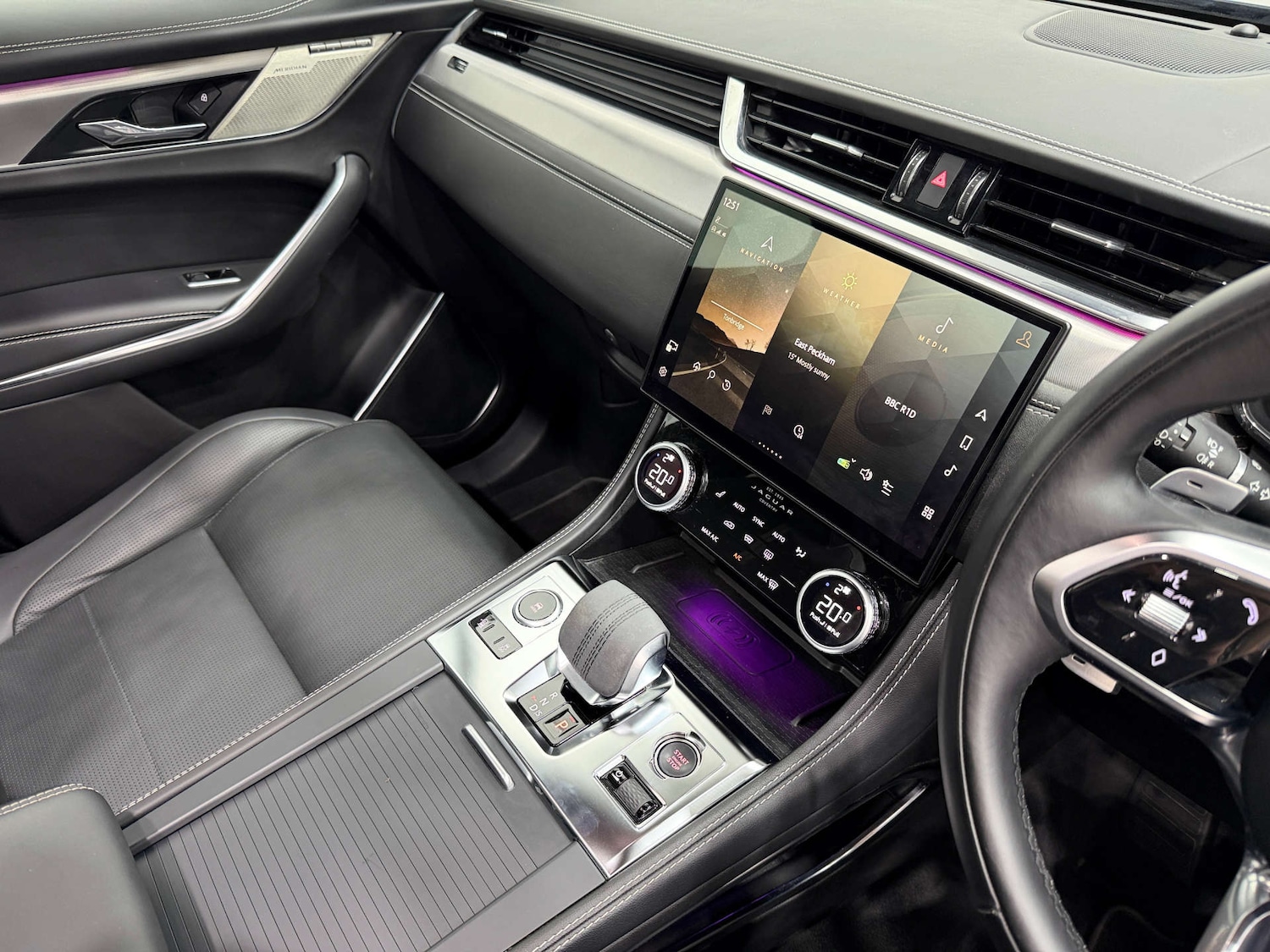 Used Jaguar F-Pace 2023 for sale - 76547245: Photo 40