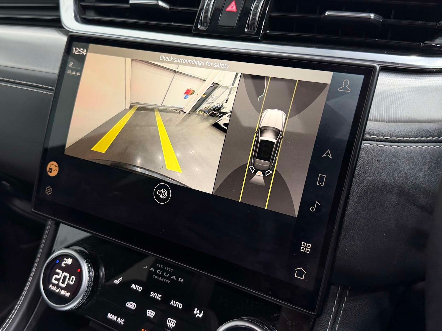 Used Jaguar F-Pace 2023 for sale - 76547245: Photo 49