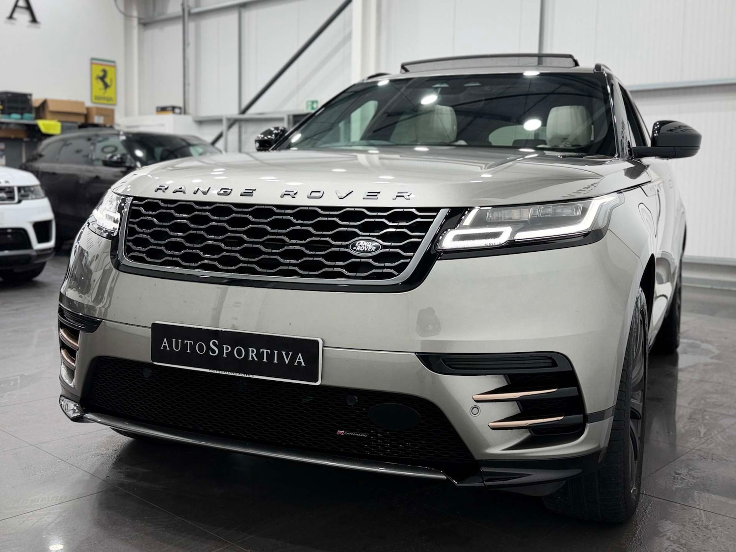 Used Land Rover Range Rover Velar 2022 for sale - 76739851: Photo 12