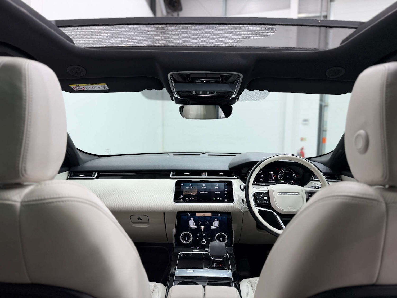 Used Land Rover Range Rover Velar 2022 for sale - 76739851: Photo 21