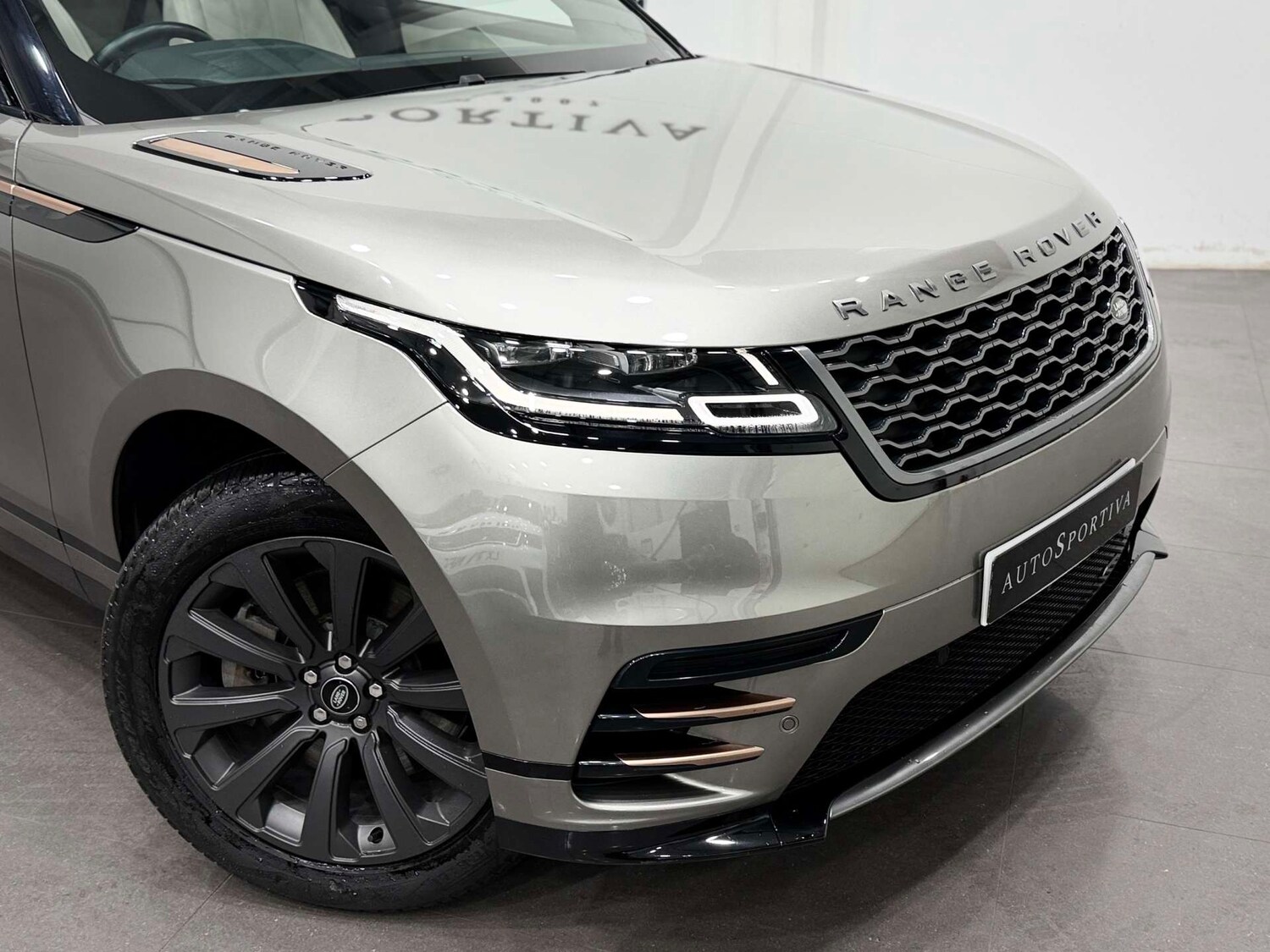 Used Land Rover Range Rover Velar 2022 for sale - 76739851: Photo 32