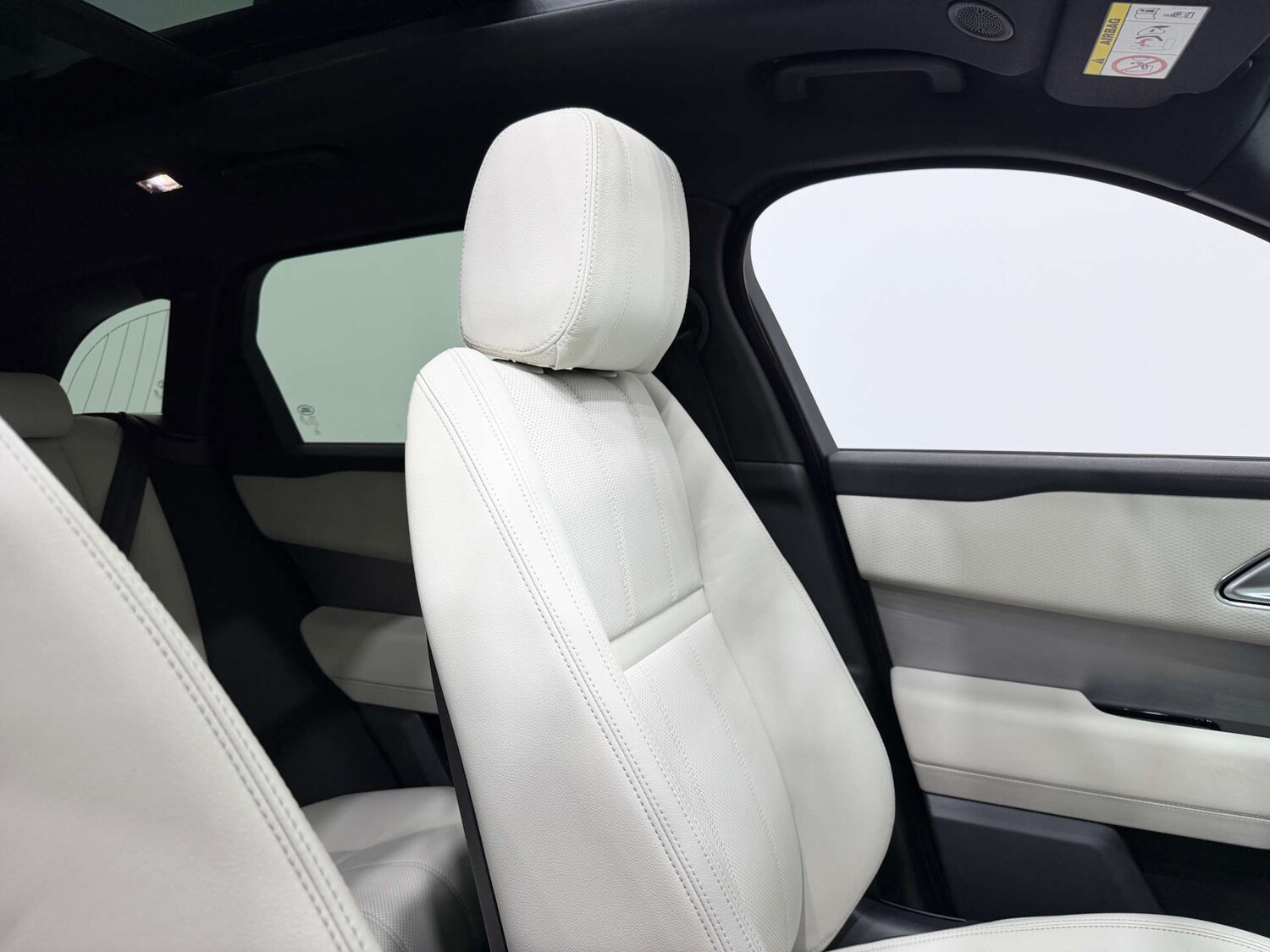 Used Land Rover Range Rover Velar 2022 for sale - 76739851: Photo 40