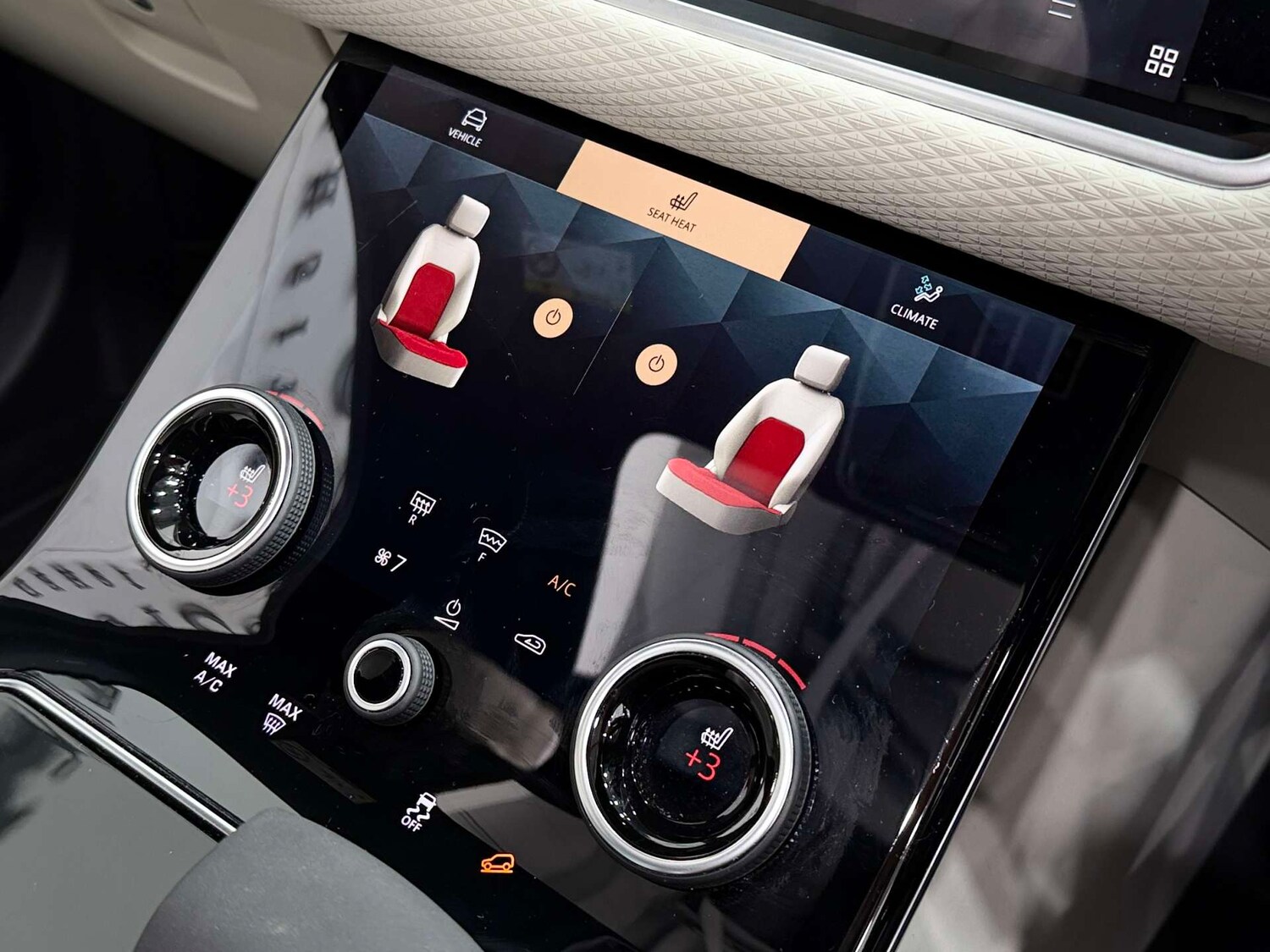 Used Land Rover Range Rover Velar 2022 for sale - 76739851: Photo 45