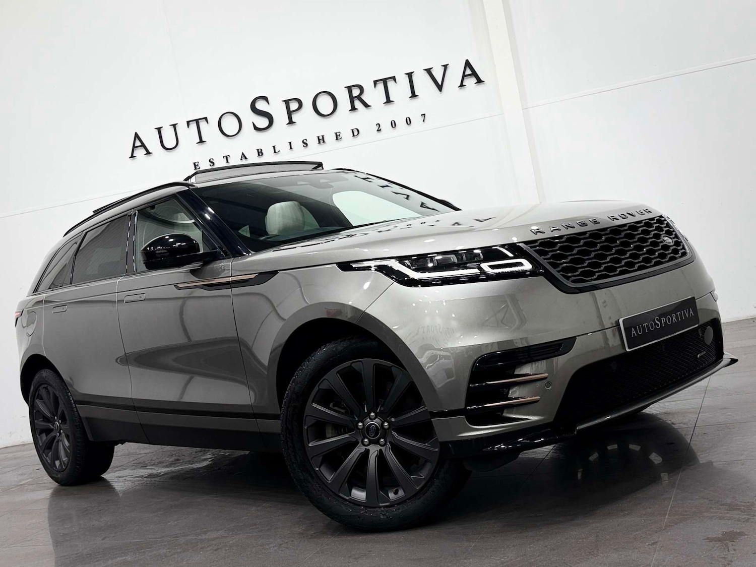 Used Land Rover Range Rover Velar 2022 for sale - 76739851: Photo 51