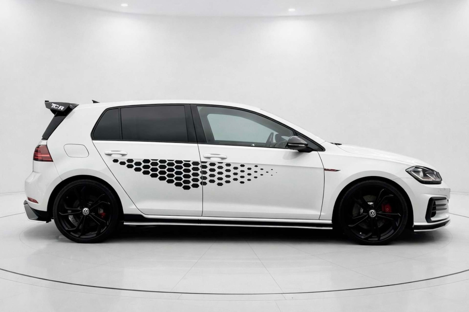 Used Volkswagen Golf 2019 for sale - 77833885: Photo 3