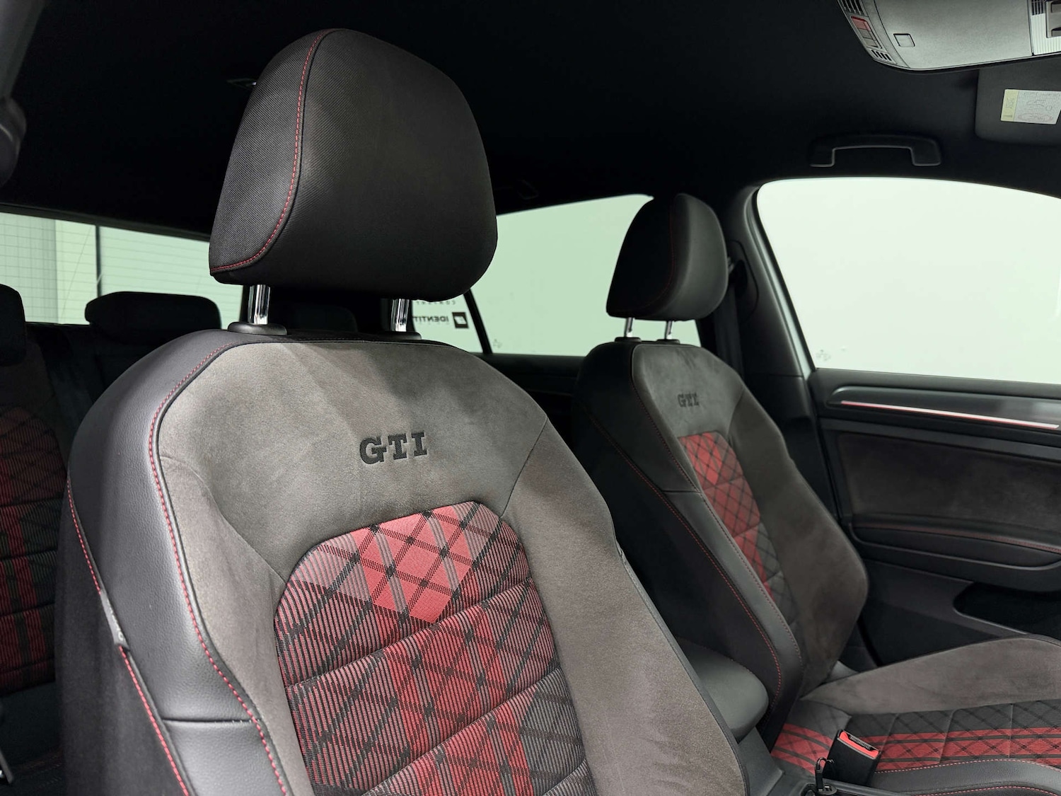 Used Volkswagen Golf 2019 for sale - 77833885: Photo 30