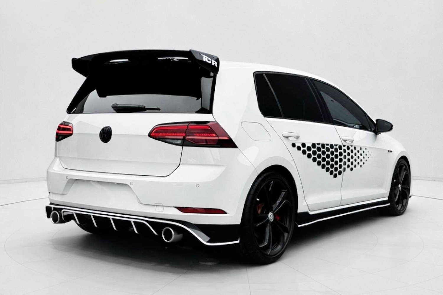 Used Volkswagen Golf 2019 for sale - 77833885: Photo 4