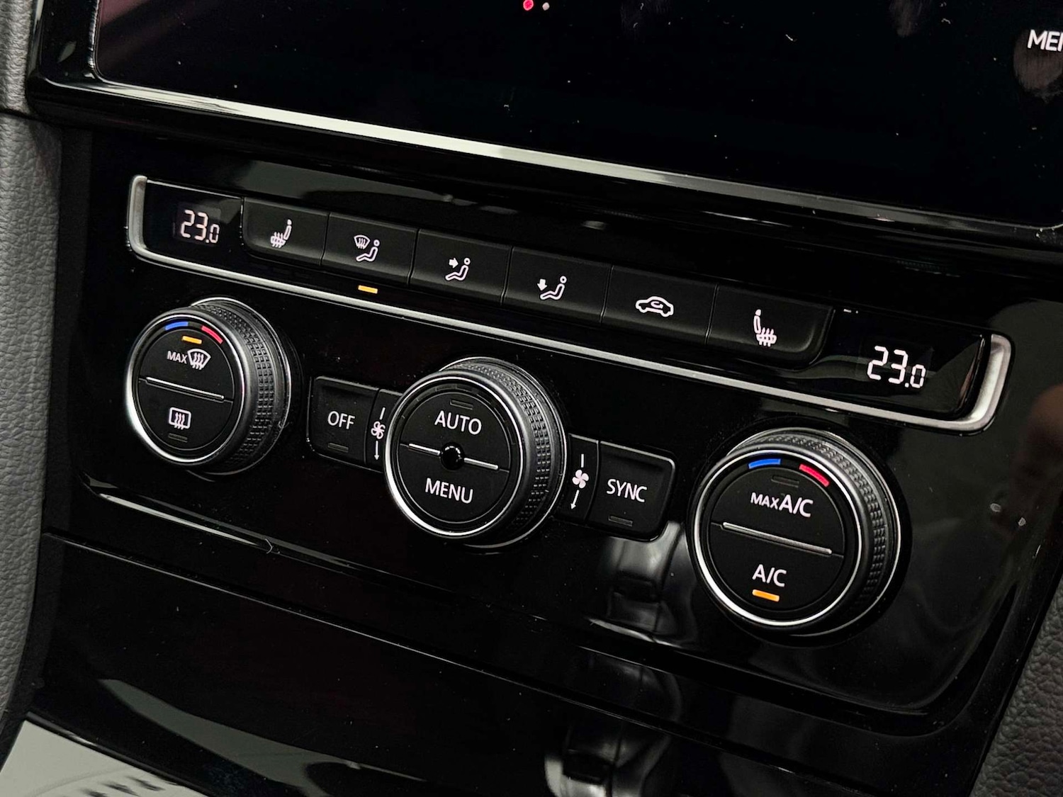 Used Volkswagen Golf 2019 for sale - 77833885: Photo 45