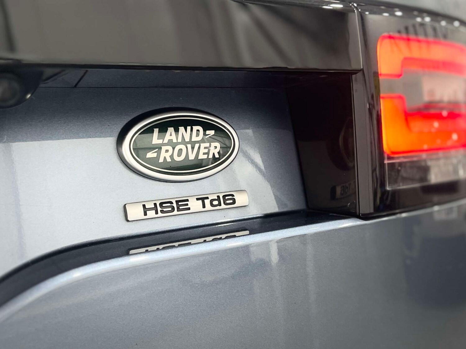 Used Land Rover Discovery 2018 for sale - 77224814: Photo 31