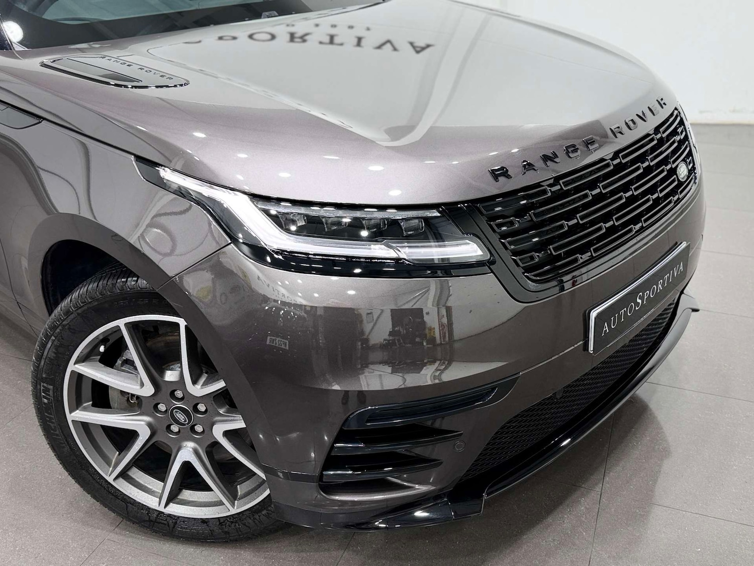 Used Land Rover Range Rover Velar 2023 for sale - 77090218: Photo 30