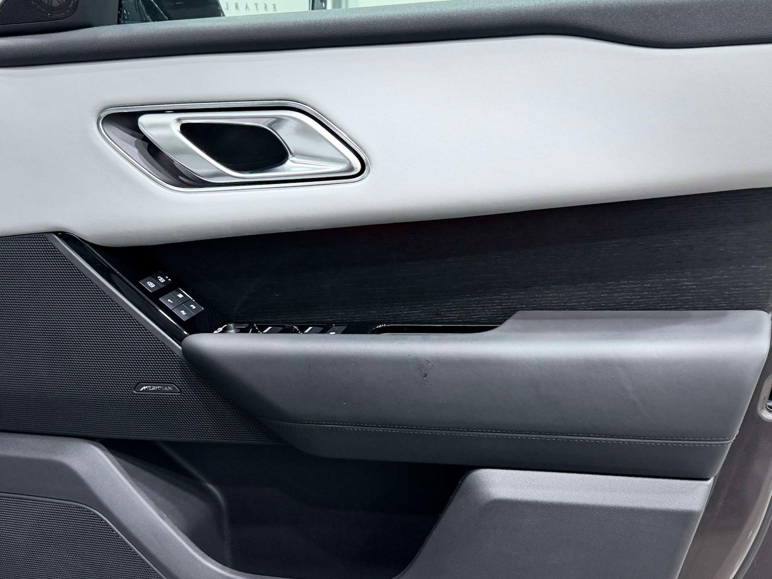 Used Land Rover Range Rover Velar 2023 for sale - 77090218: Photo 38