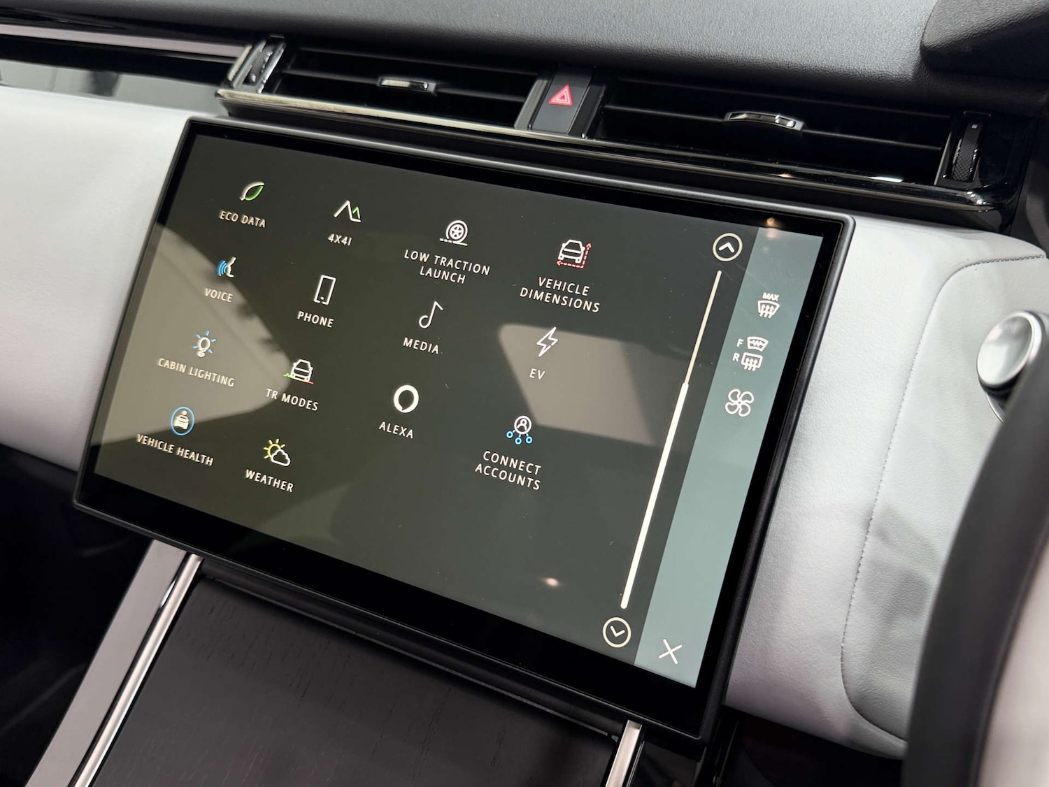 Used Land Rover Range Rover Velar 2023 for sale - 77090218: Photo 43