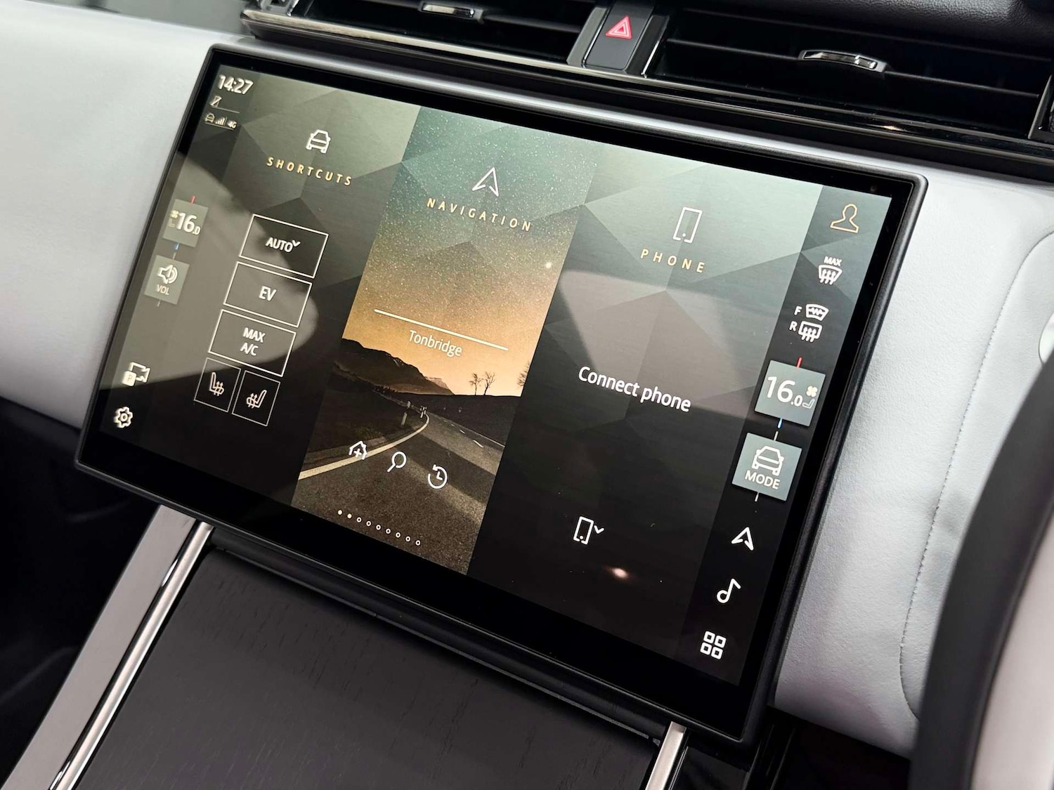 Used Land Rover Range Rover Velar 2023 for sale - 77090218: Photo 44