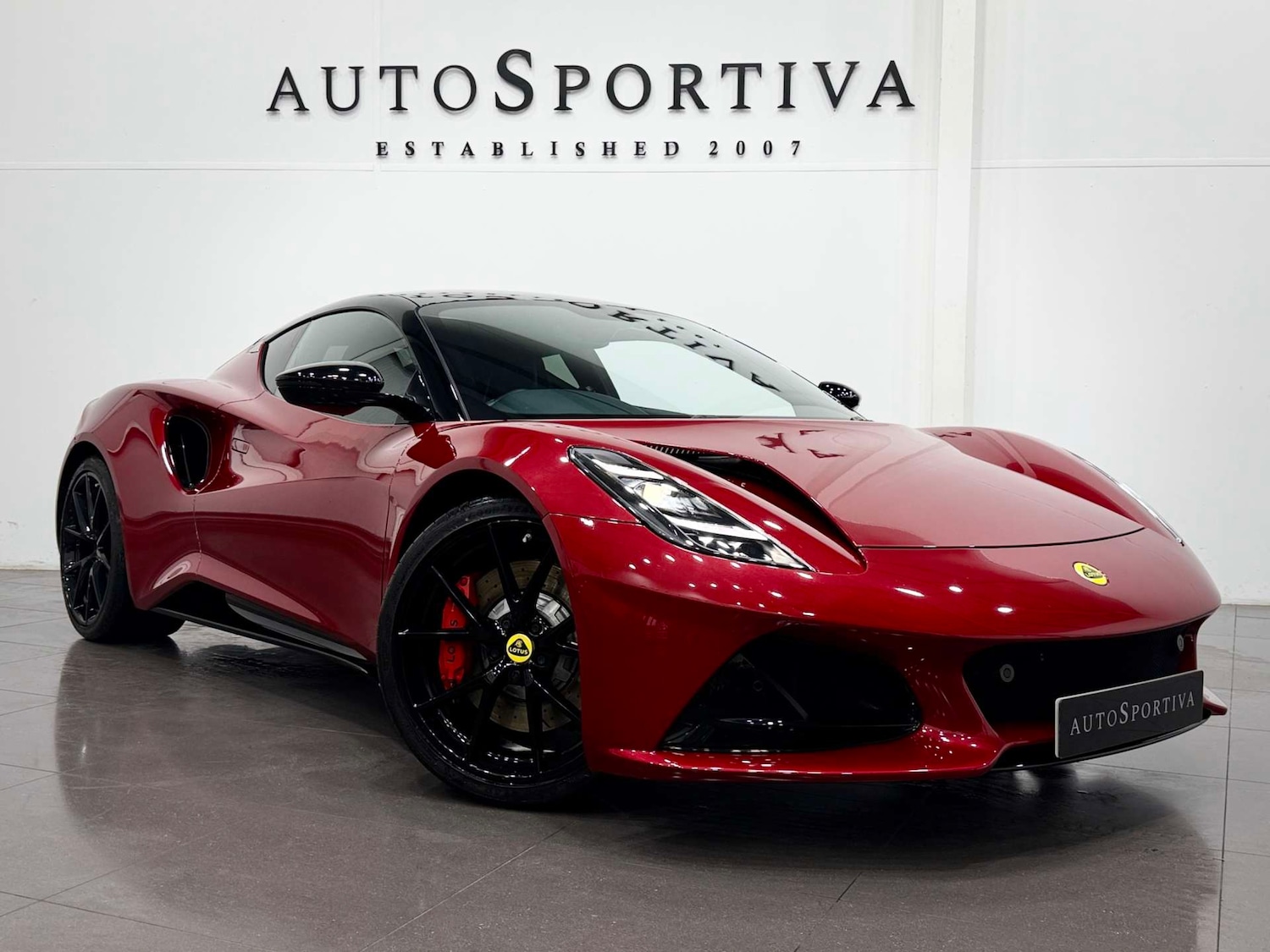 Used Lotus Emira 2023 for sale - 76830075: Photo 1