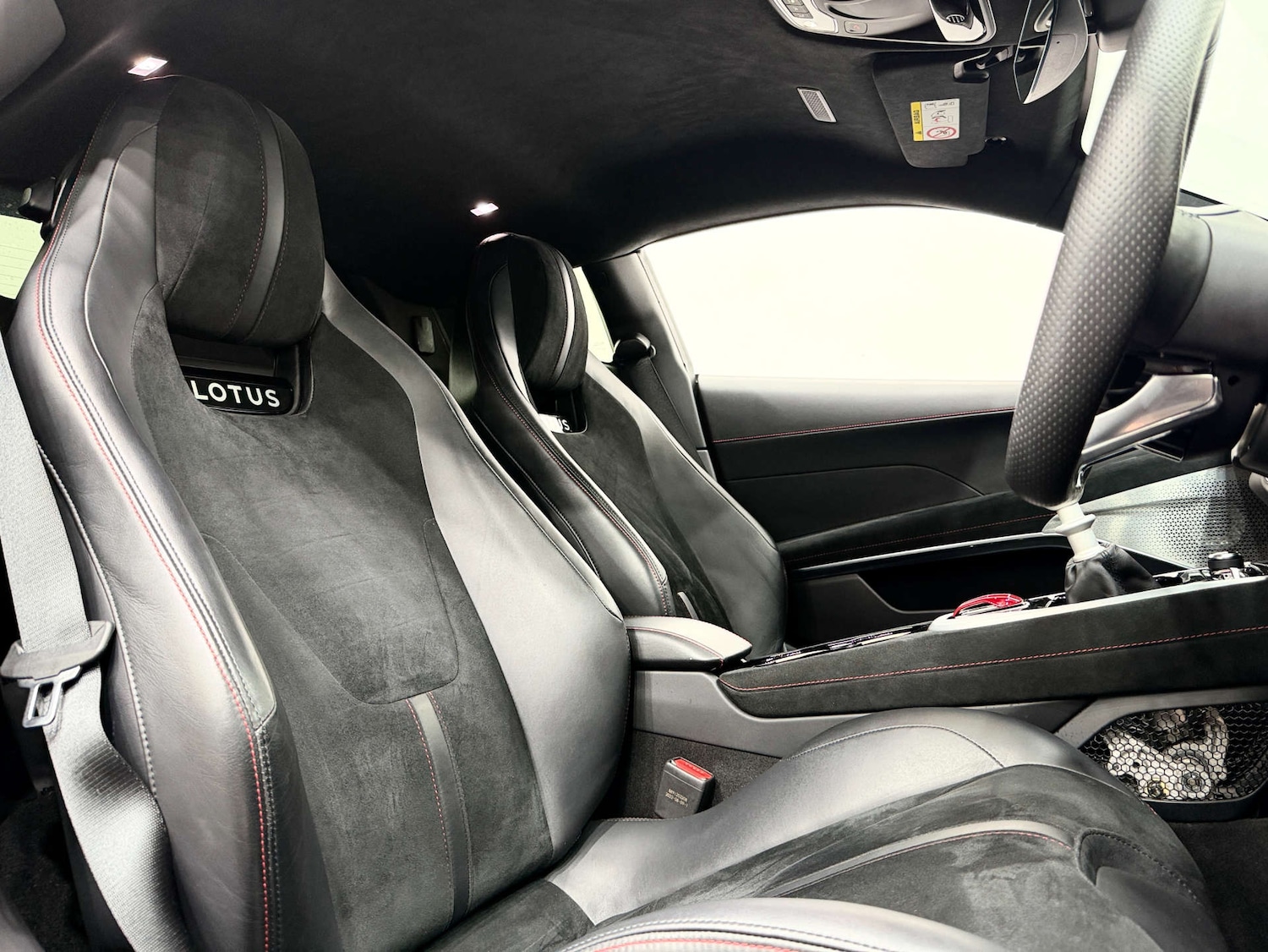 Used Lotus Emira 2023 for sale - 76830075: Photo 17