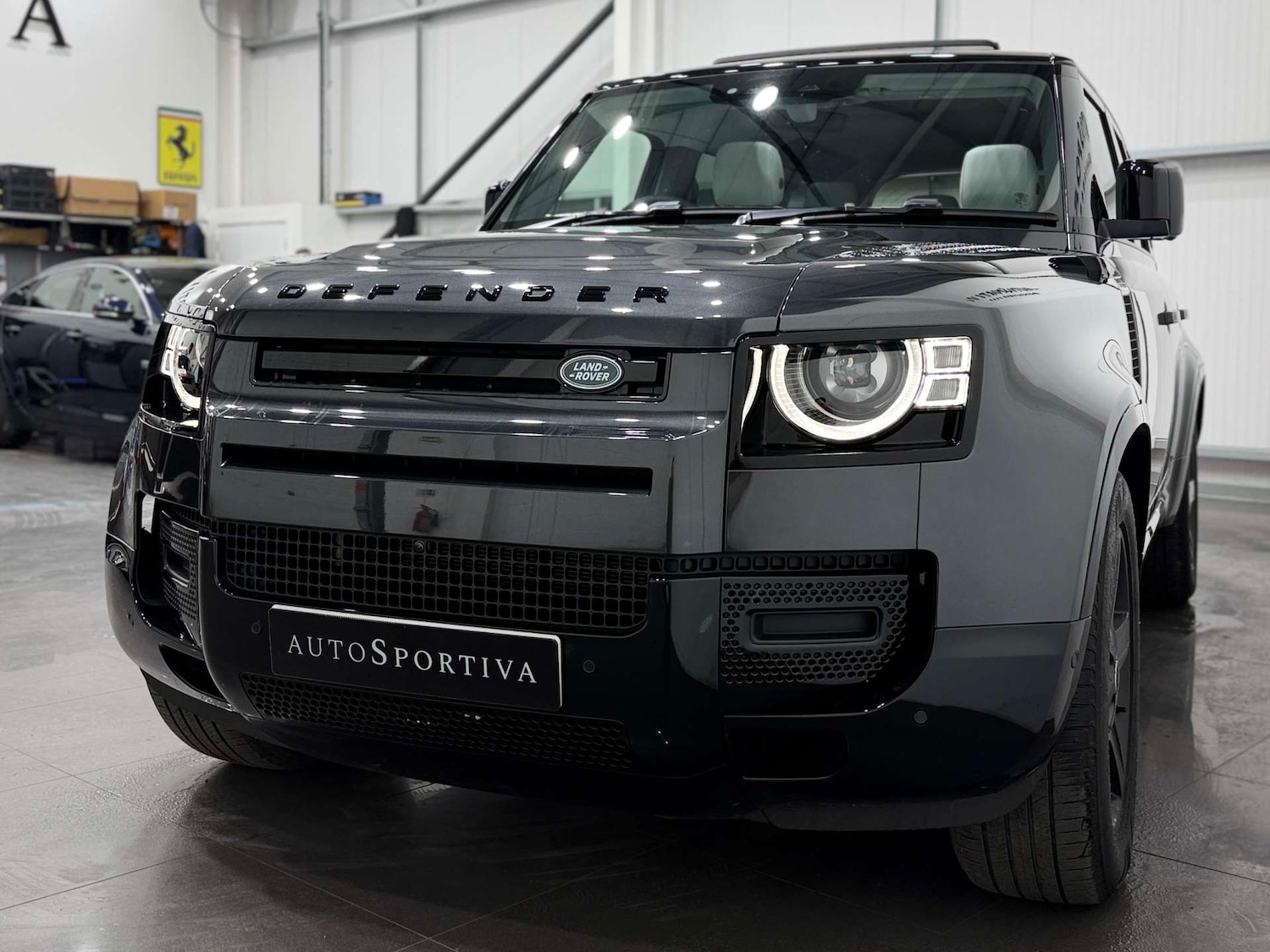 Used Land Rover Defender 2025 for sale - 78011920: Photo 12