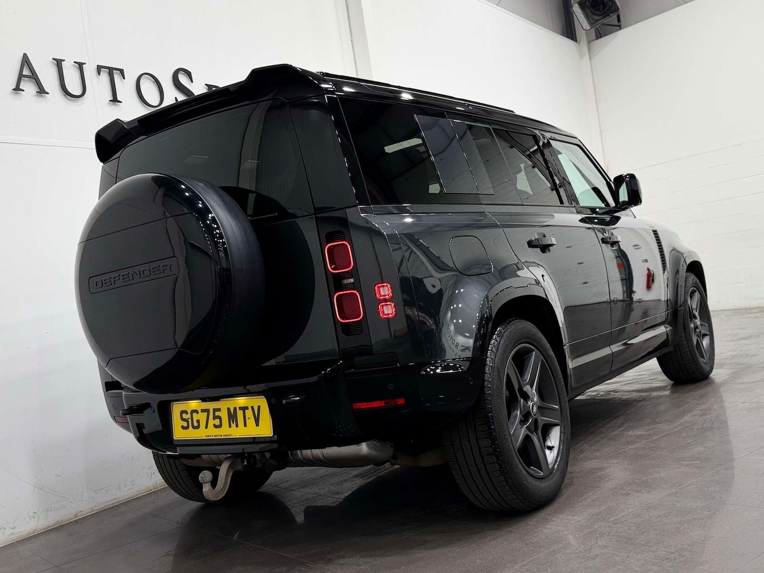 Used Land Rover Defender 2025 for sale - 78011920: Photo 25