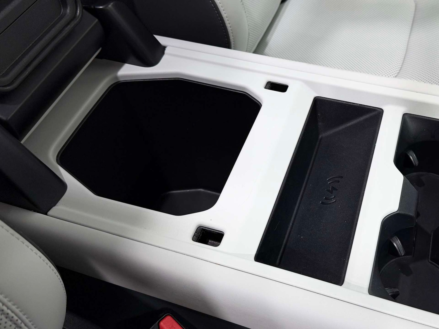 Used Land Rover Defender 2025 for sale - 78011920: Photo 43