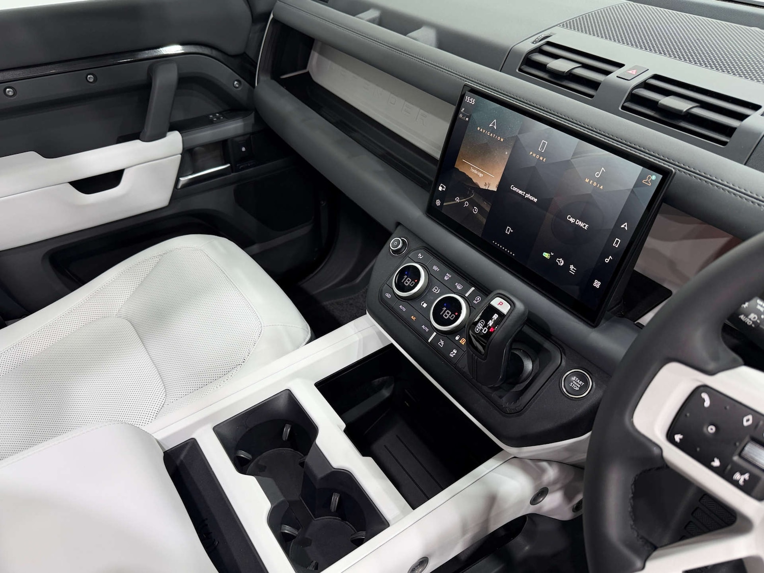 Used Land Rover Defender 2025 for sale - 78011920: Photo 44