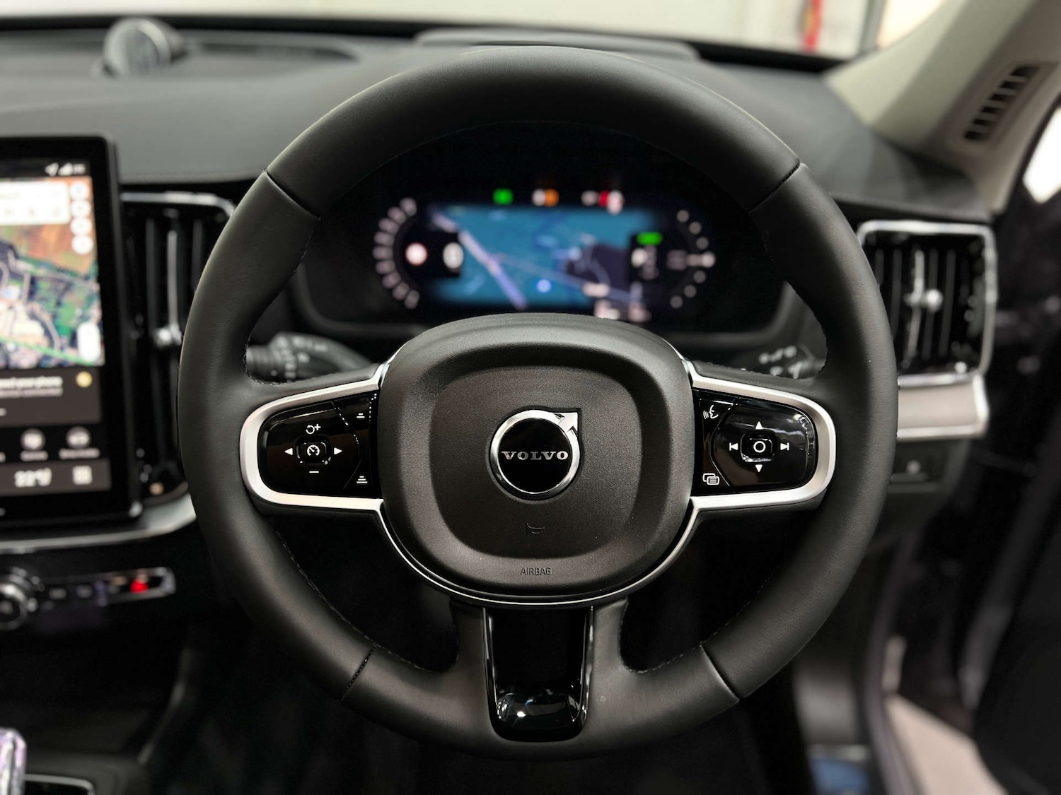 Used Volvo XC90 2025 for sale - 77090219: Photo 26