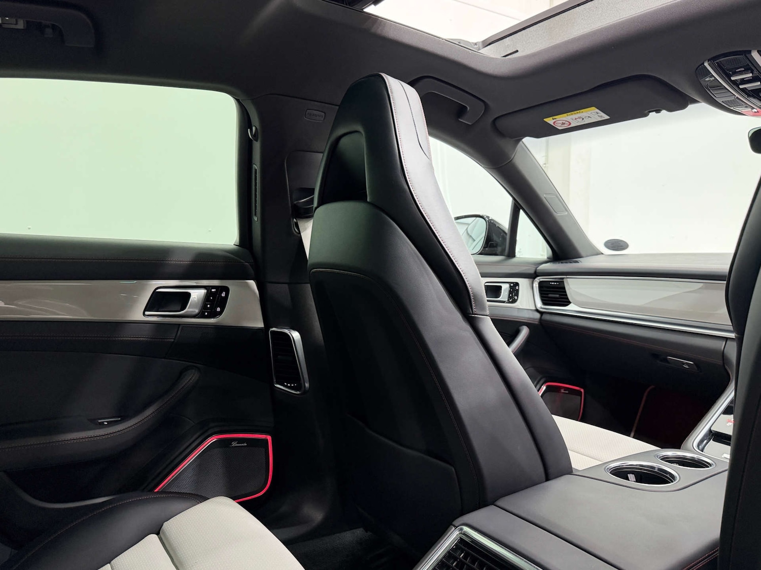 Used Porsche Panamera 2021 for sale - 78031073: Photo 24