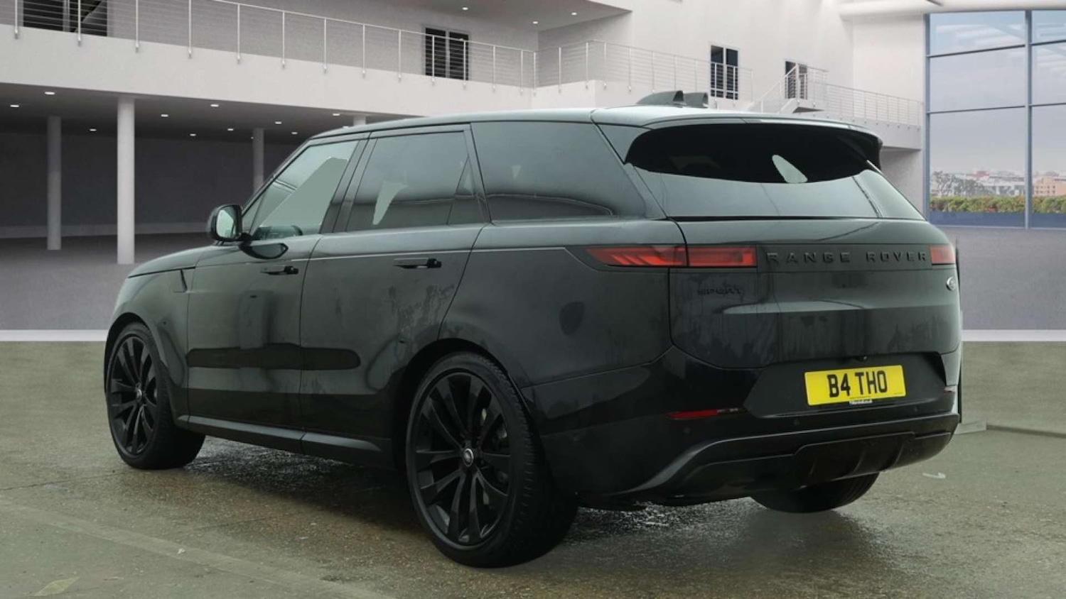 Used Land Rover Range Rover Sport 2023 for sale - 77693742: Photo 4