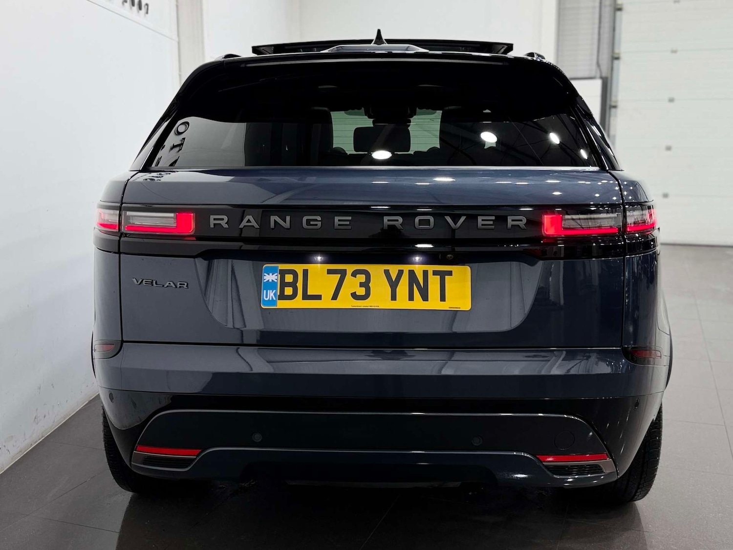 Used Land Rover Range Rover Velar 2023 for sale - 77833902: Photo 10