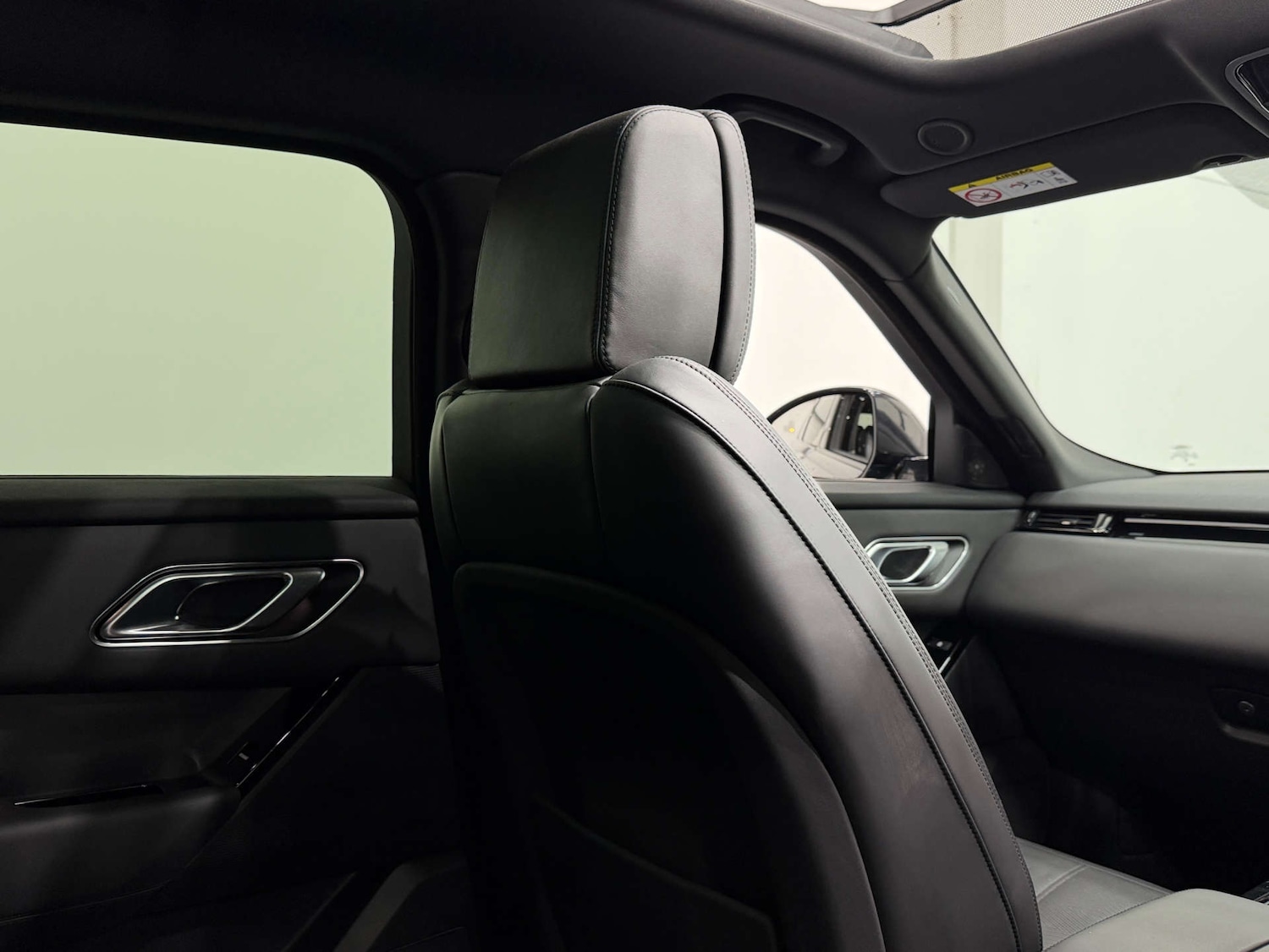 Used Land Rover Range Rover Velar 2023 for sale - 77833902: Photo 19