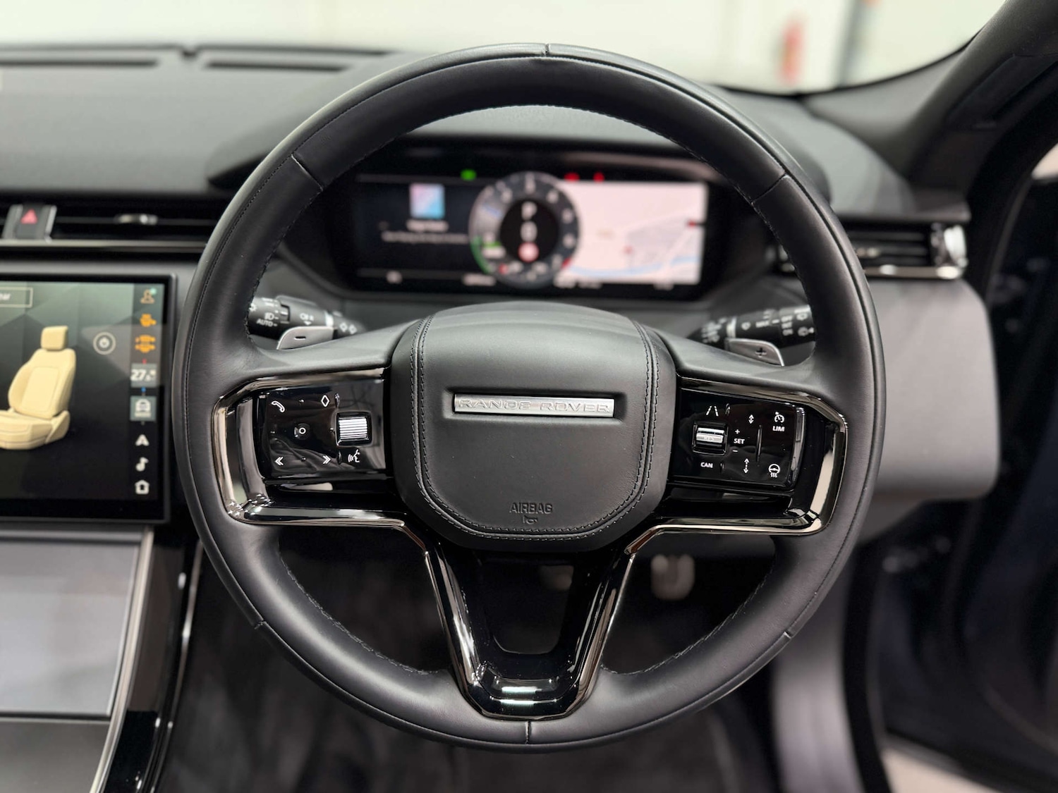 Used Land Rover Range Rover Velar 2023 for sale - 77833902: Photo 24