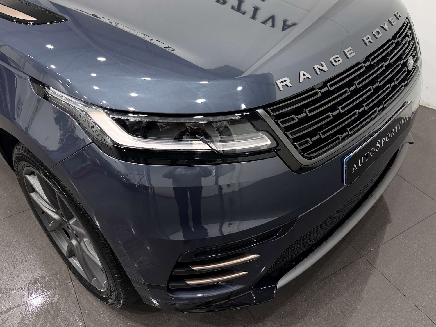Used Land Rover Range Rover Velar 2023 for sale - 77833902: Photo 33