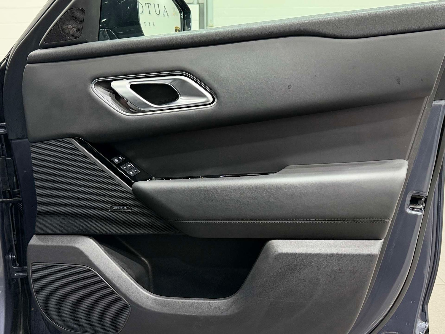 Used Land Rover Range Rover Velar 2023 for sale - 77833902: Photo 36