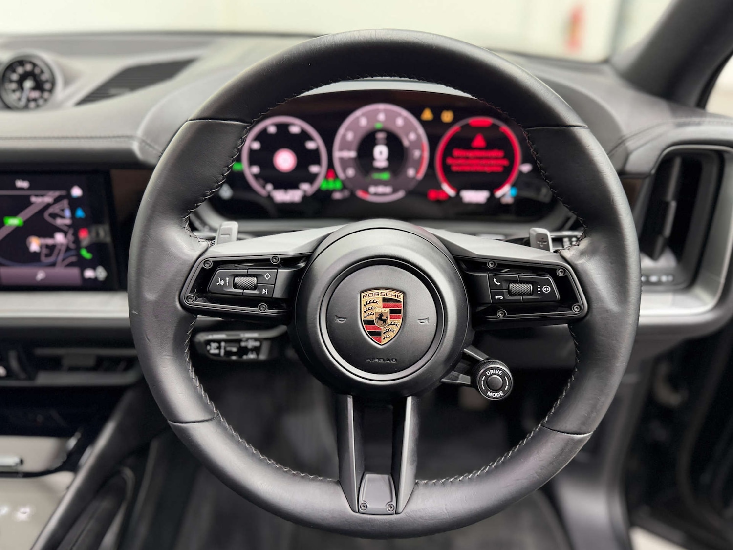 Used Porsche Cayenne 2023 for sale - 76957018: Photo 25