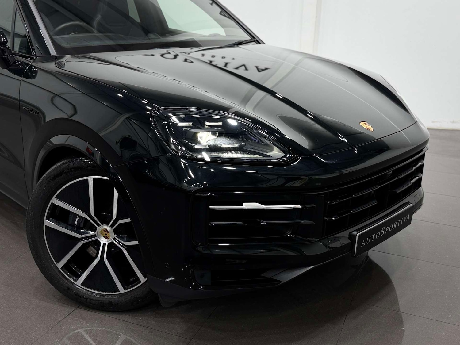 Used Porsche Cayenne 2023 for sale - 76957018: Photo 36