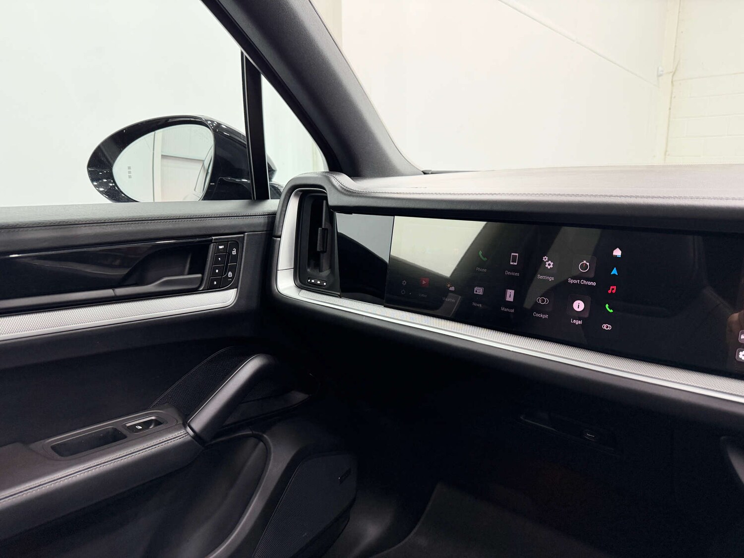 Used Porsche Cayenne 2023 for sale - 76957018: Photo 39