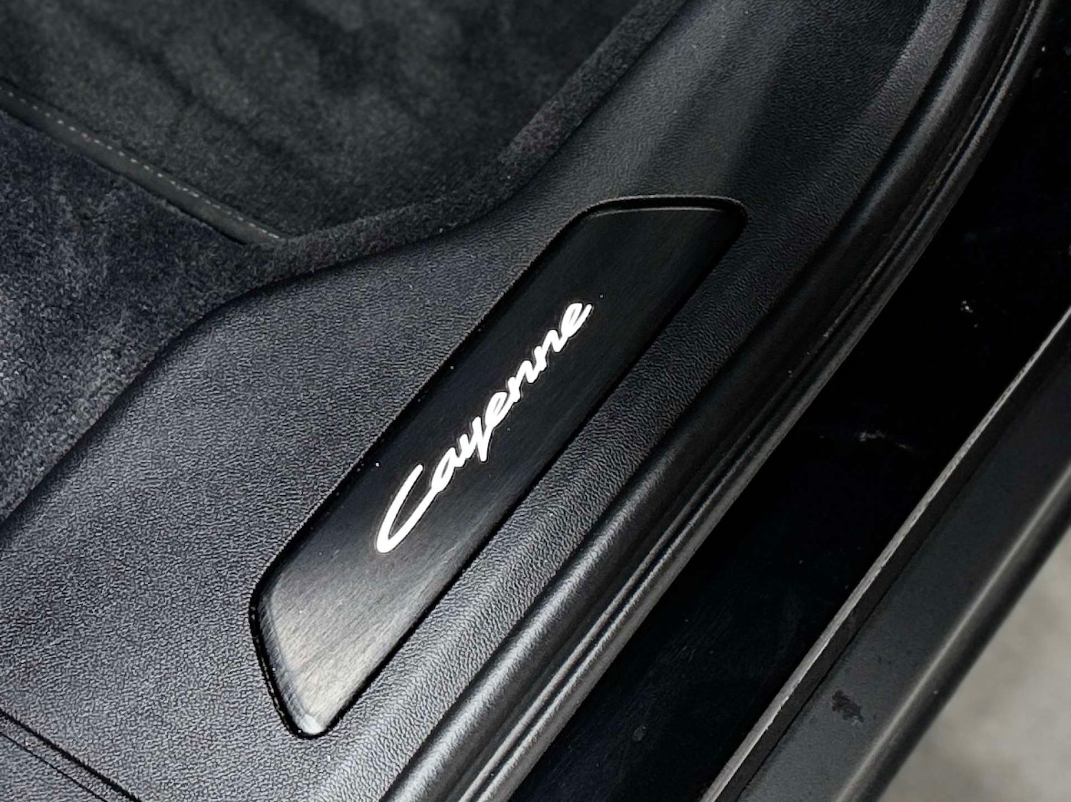 Used Porsche Cayenne 2023 for sale - 76957018: Photo 43