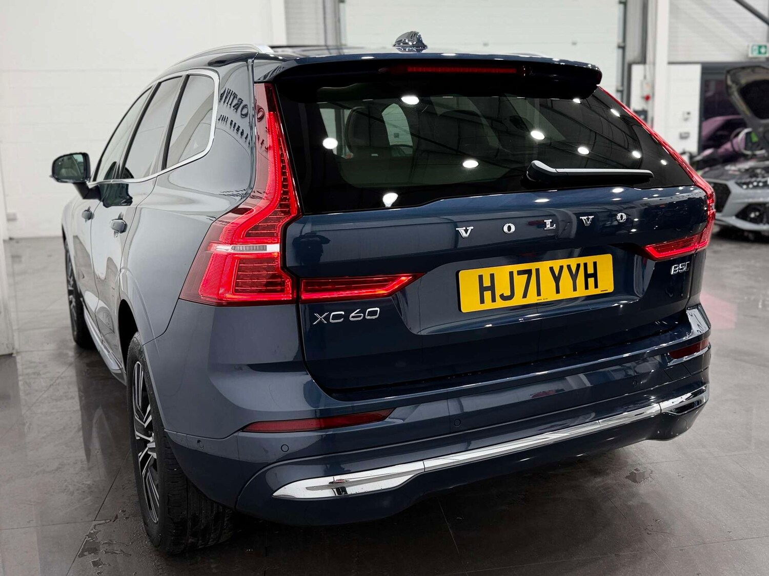 Used Volvo XC60 2021 for sale - 76581910: Photo 10