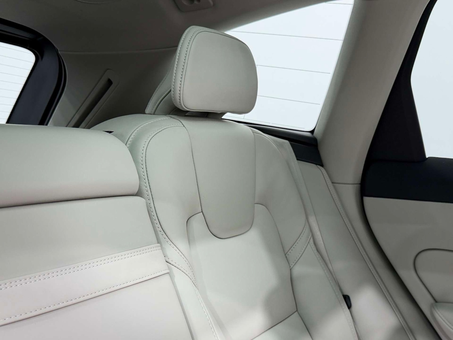 Used Volvo XC60 2021 for sale - 76581910: Photo 16