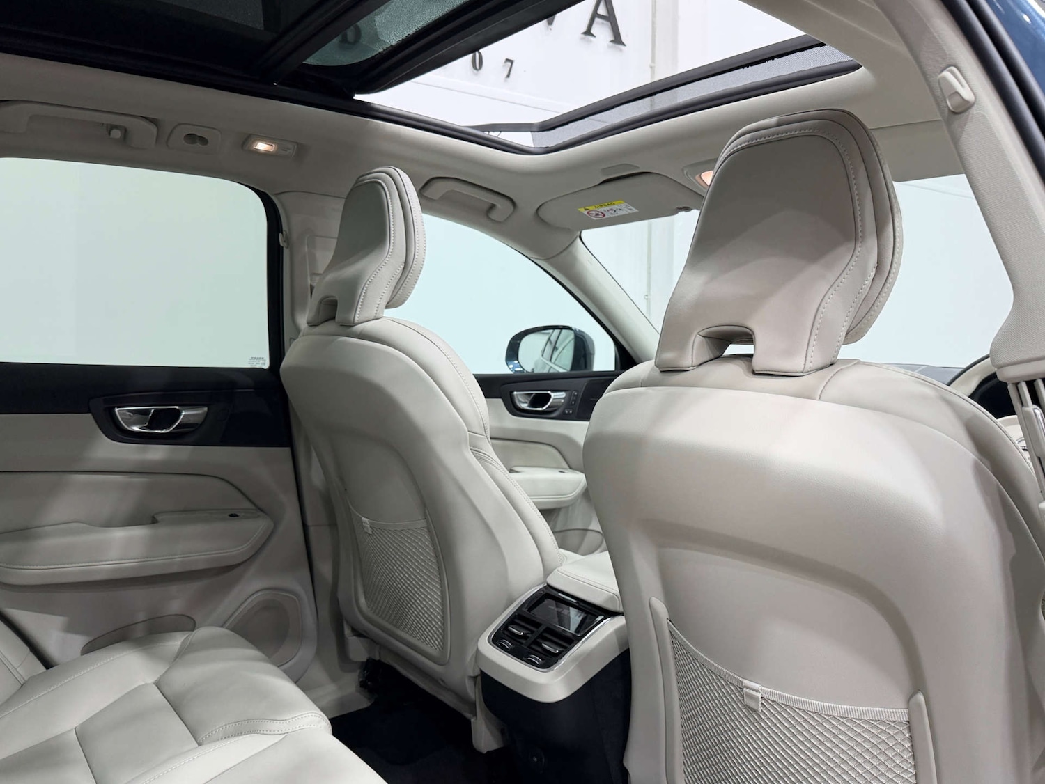 Used Volvo XC60 2021 for sale - 76581910: Photo 18