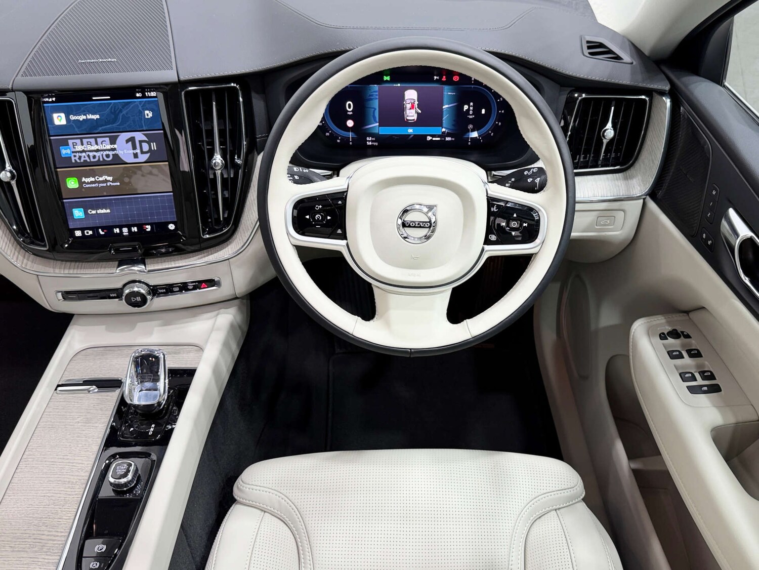 Used Volvo XC60 2021 for sale - 76581910: Photo 23