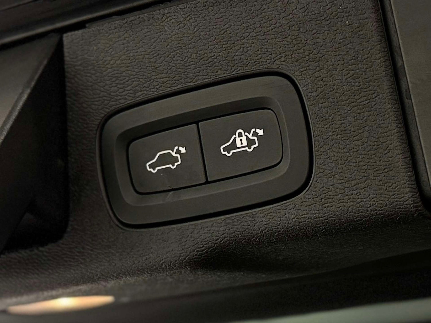 Used Volvo XC60 2021 for sale - 76581910: Photo 31