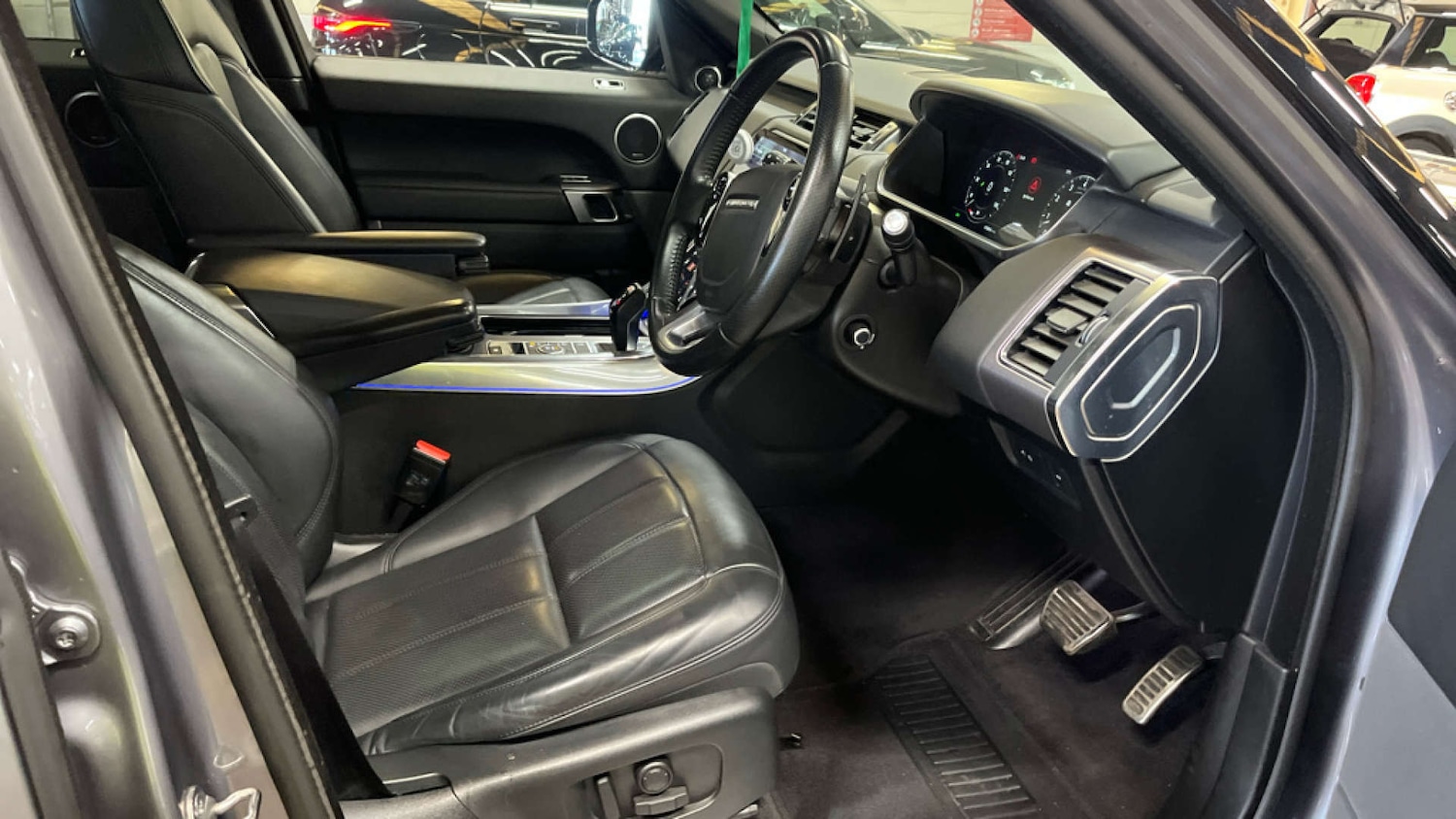 Used Land Rover Range Rover Sport 2022 for sale - 77877350: Photo 2