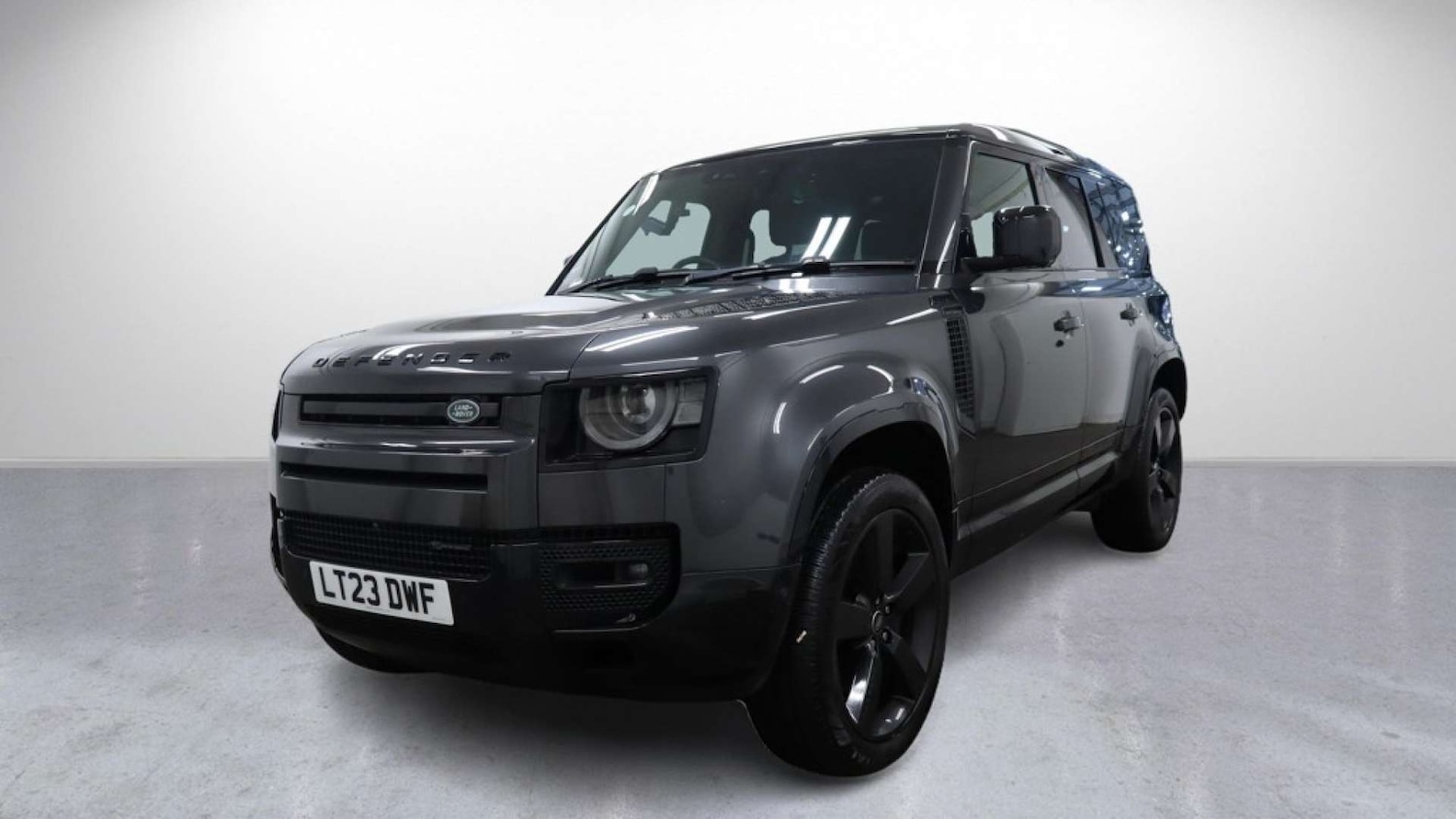 Used Land Rover Defender 2023 for sale - 77681305: Photo 1