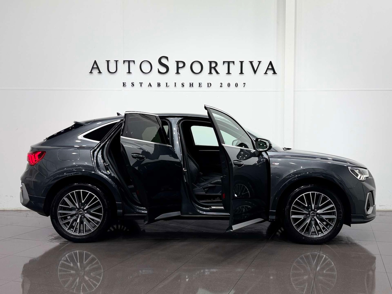 Used Audi Q3 2023 for sale - 77170353: Photo 15