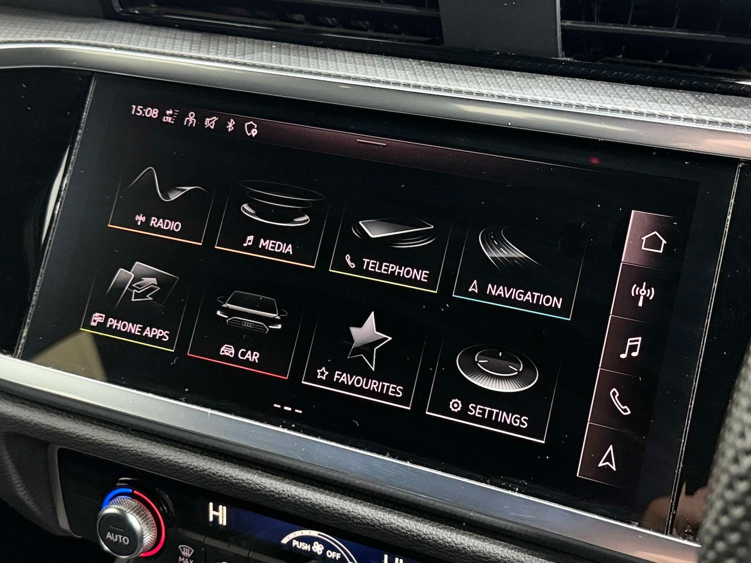 Used Audi Q3 2023 for sale - 77170353: Photo 43