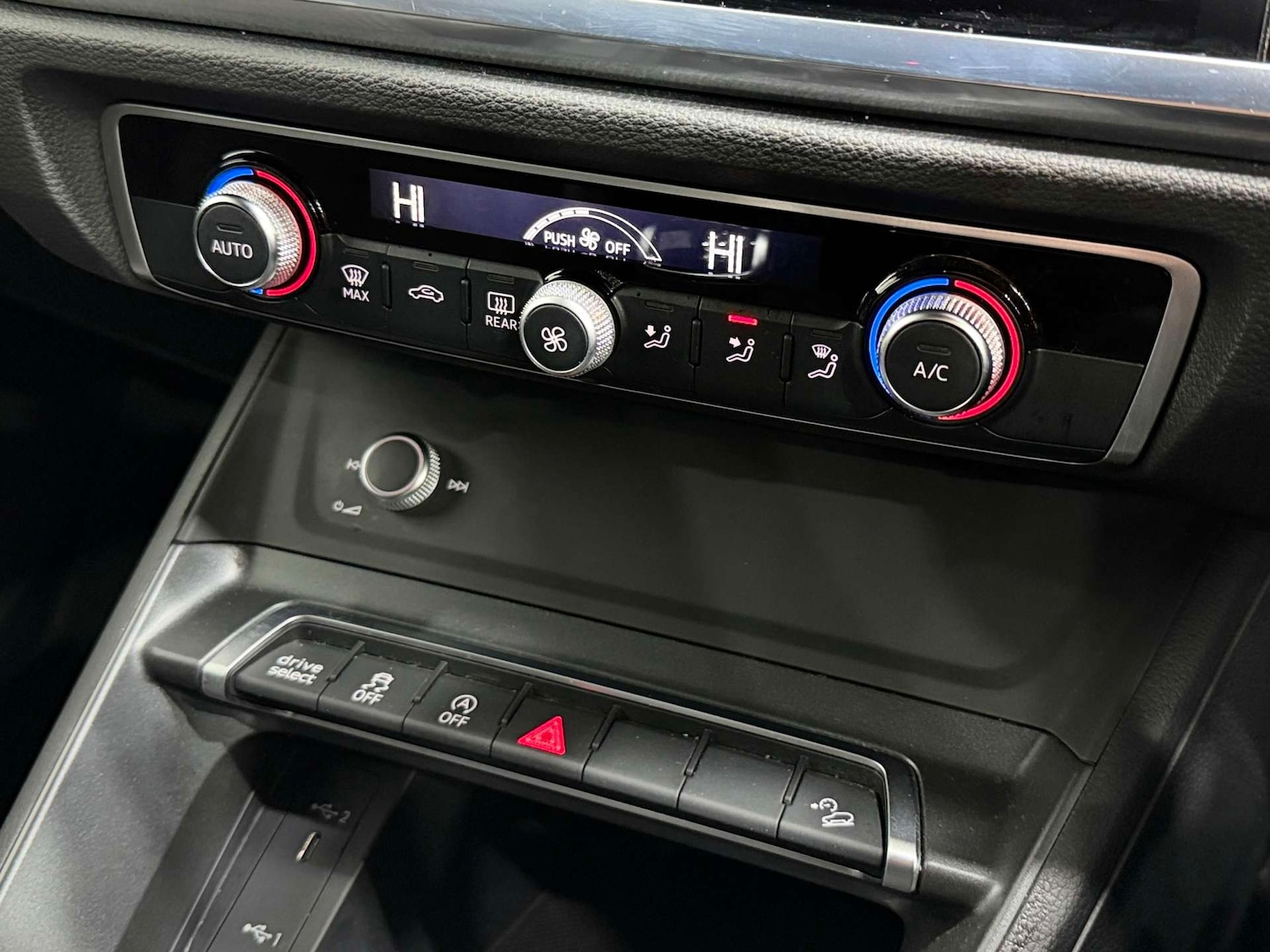 Used Audi Q3 2023 for sale - 77170353: Photo 47